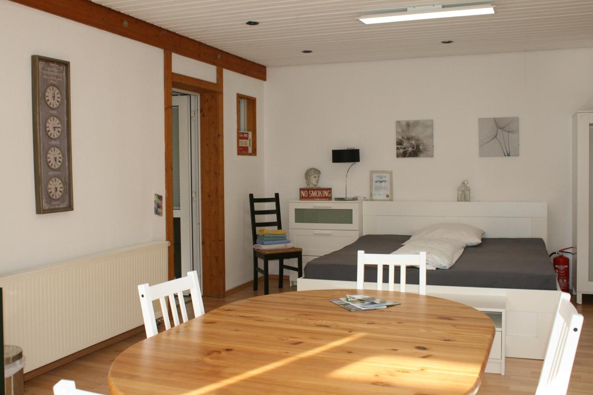 Gemuetliches Grosszuegiges Apartment Höhr-Grenzhausen Eksteriør billede